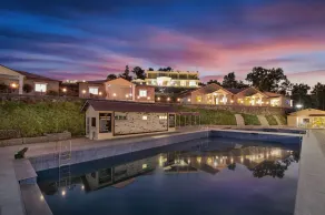 Seven Lakes Resort - Image 4