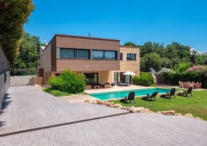 Villa avec jacuzzi, barbecue et jardin - Image 5