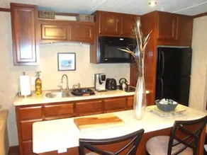 Houseboat Scorpius By Sleepafloat - Image 5