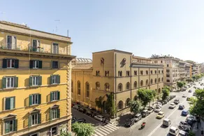 Enjoy Your Stay - Vatican Apt - Image 4
