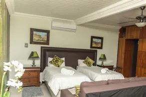 Rustic Forest Guest House - Image 4