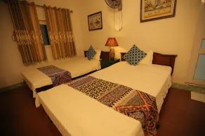 Next 68 Hostel - Image 2