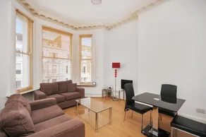Access Apartments Earls Court - Image 2