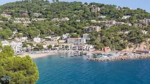 Calella Park 15 - Image 2
