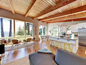 Magic Madrone - 2br W/ Private Hot Tub 2 Bedroom Home - Image 2