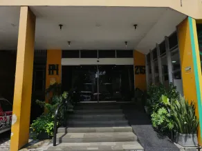 Plaza - Image 1