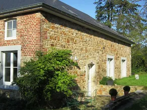 Castle Wing Situated in the Heart of a Quiet - Image 3