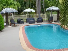 Surfside Resort Motel - Image 2