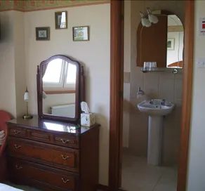 Woodlands Bed & Breakfast - Image 4