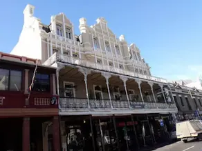 Carnival Court Backpackers - Image 3