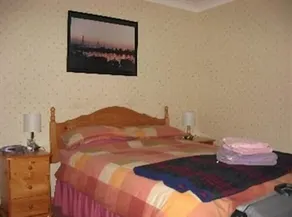 Givendale Guest House - Image 5