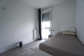 Beautiful apt With Terrace in Asnieres SUR Seine - Image 2