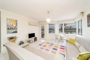 Lovely Apartment With Shared Pool in Konyaalti - Image 3