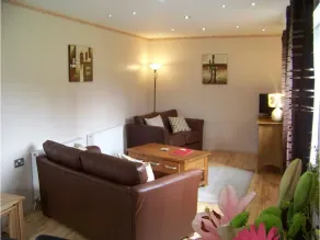 The Old Post Office Cottage - Image 4