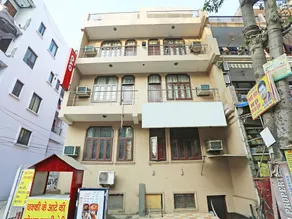 OYO 472 Hotel Sareen - Image 4