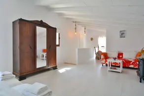 Sineu Mallorcan Renovated Holiday House - Image 2