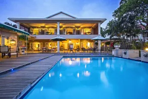 Auberge Hollandaise Guesthouse by Misty Blue Hotels - Image 3