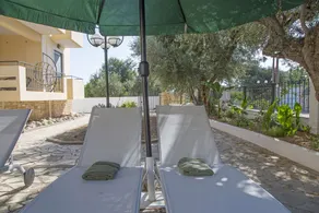 "exotic Studio at Oliva Holiday Homes" - Image 2