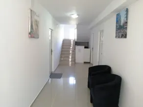 Airport Rest Apartments - Image 2