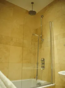 The Manor Country House hotel - Image 2
