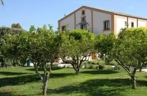 Villa Palocla Hotel - Image 4