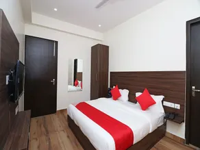 Rvid Suites By OYO Rooms - Image 5