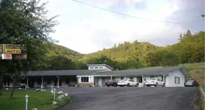 Shady Oaks Motel - Image 3