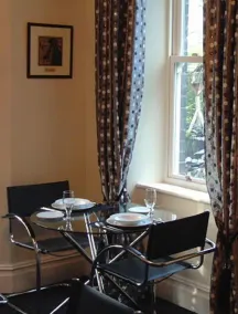 The Beeches Guest House - Image 5