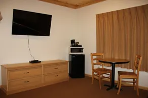Superior Ridge Resort Motel - Image 3