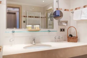 Hotel Guggis - Image 2