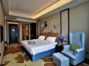 Yiwu Zhonglian Kaixin Hotel - Image 4