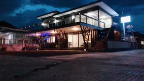 IFantasy Motel - Image 3