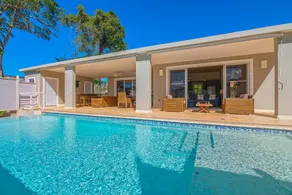Magnificent Mid-century Mini Mansion - Image 5