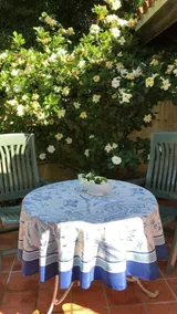 Wonderful Chalet Three Blocks From the Beach - Image 4
