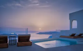 Villa Ioli with Stunning Caldera Views - Image 3