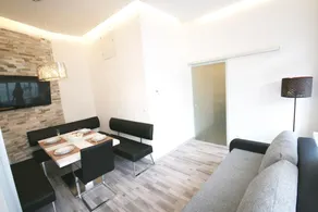 Vienna CityApartments-Luxury Apartment 2 - Image 2