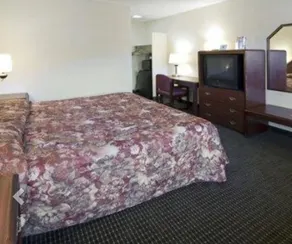 American Eagle Inn Fayetteville - Image 4