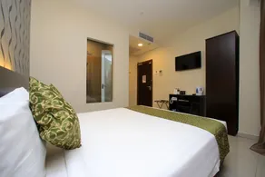 OYO Premium Changkat Jalan Berangan - Image 3