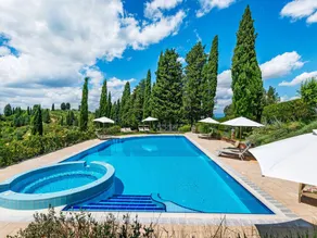 Valley-view Apartment in San Miniato with Swimming Pool - Image 2