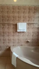 Pebble Rock Lodge - Image 2