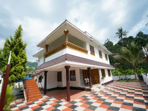Hotel Le Grand by OYO Rooms - Image 3
