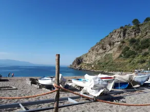 La Riviera - Image 2