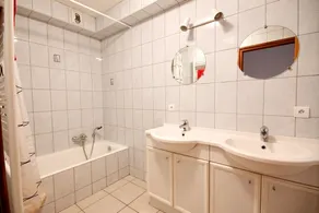 Appartement avec terrasse, jardin et barbecue - Image 2