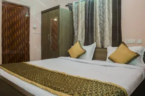 Western Enclave by OYO Rooms - Image 4