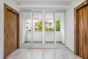Venkeys Service Apartment - Image 4