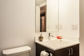 Life Suites Lakeside Mimico - Image 4