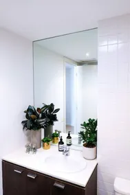 Stylish 1 Bedroom Apartment By Melbourne Park in Richmond - Image 4