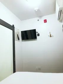 Hotel 837 - Image 4