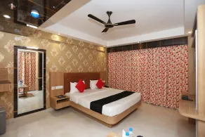 Victoria Royal By OYO Rooms - Image 2