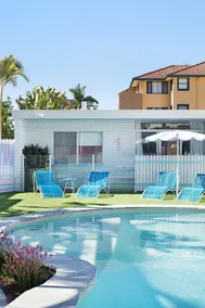 Ventura Beach Motel - 1 Bedroom Unit 8 - Image 2